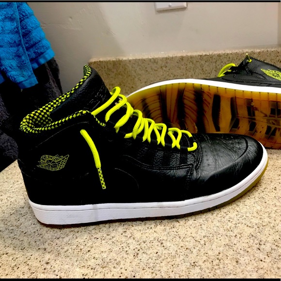 air jordan 1 retro 94 venom green